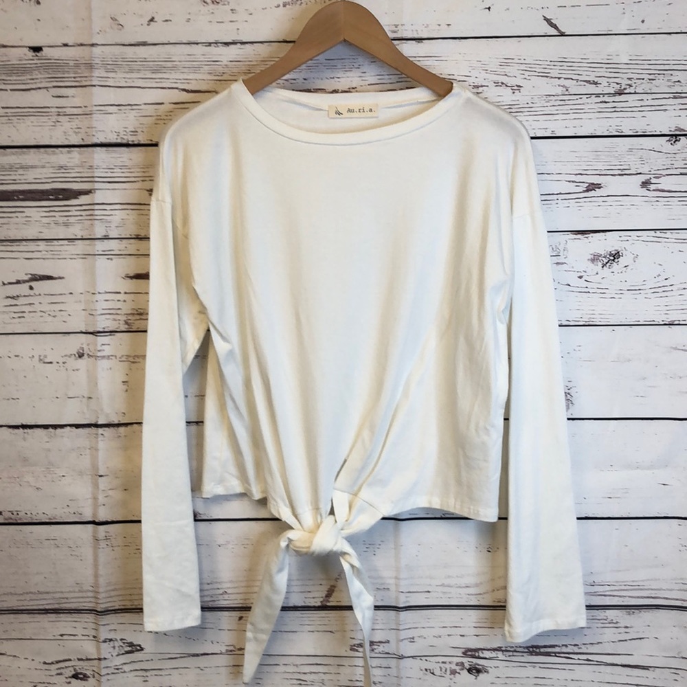 Au.ri.a. Ivory front knot knotted long sleeve tee